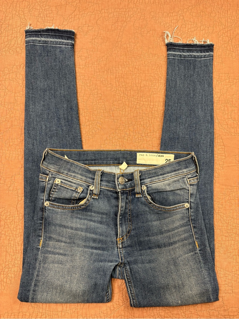 Rag & Bone medium / dark wash skinny jeans with frayed hems size 25n - Picture 4 of 12